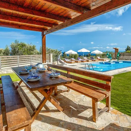 Licaj Villa